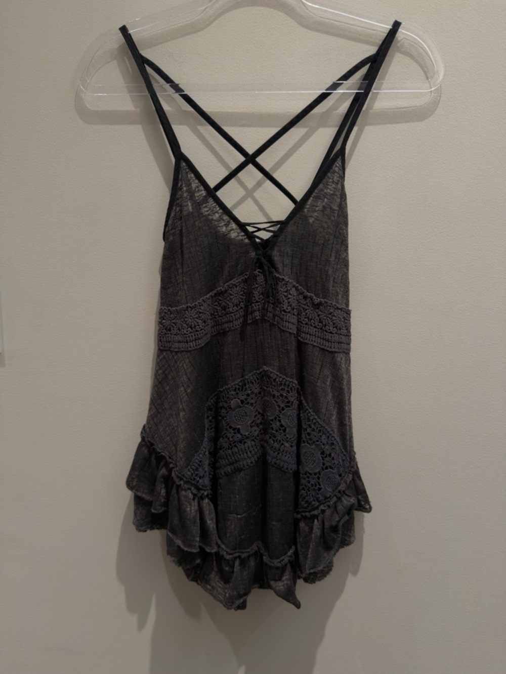 Free People- Lace-Inset Ruffled Flowy Top Charcoal Gray Size Small Women’s
